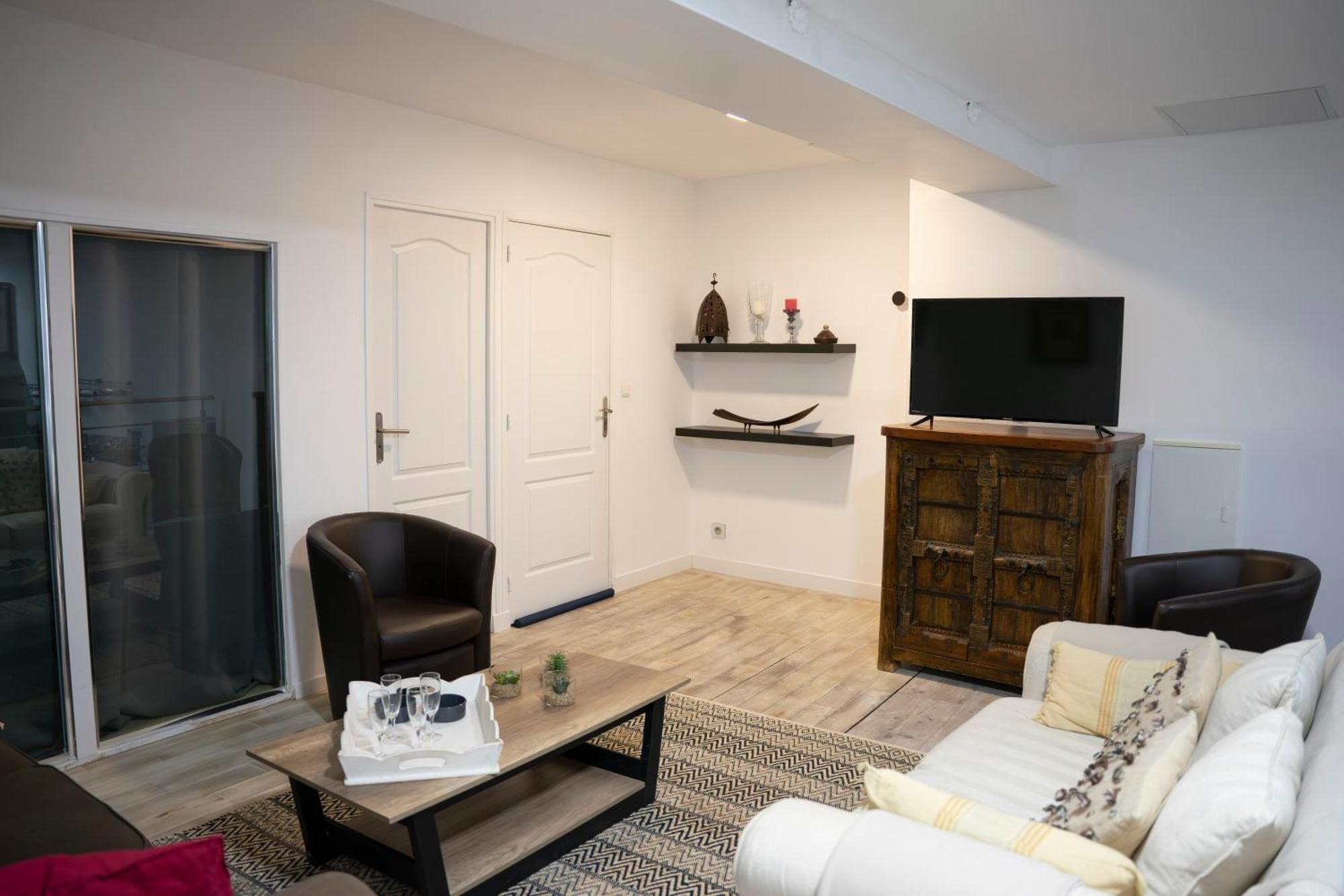 Apartment Loft Chaleureux Vue Directe Sur Le Beffroi - Centre-ville Secteur Tribunal - Nouveau Routeur Wifi *